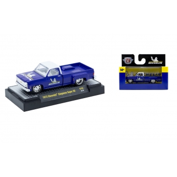 M2 Machines 1:64 Chevrolet Cheyenne Super 30 1973 blue